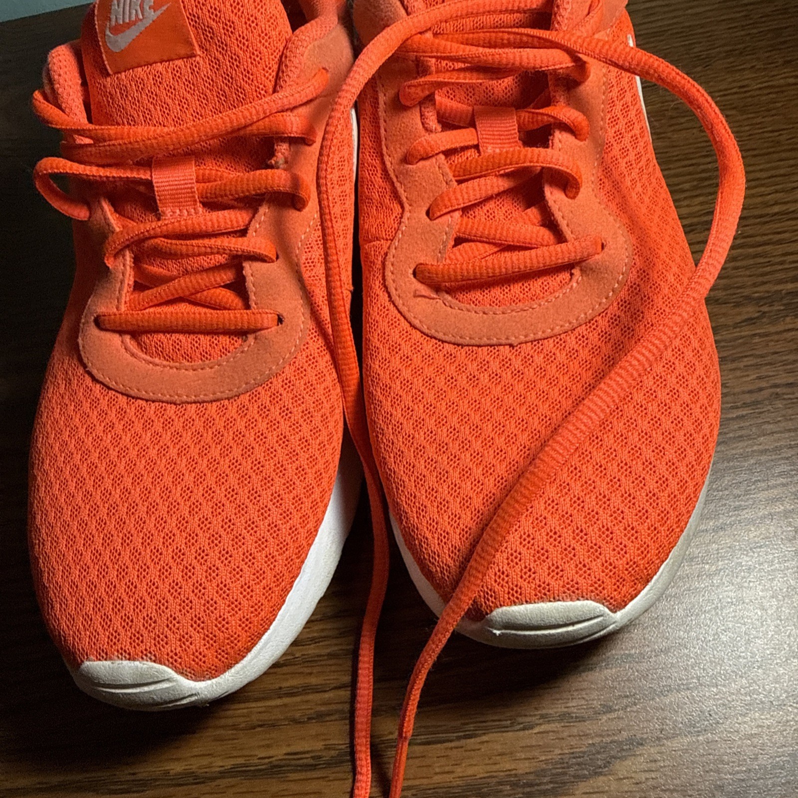 Nike Running Shoes Women’s 9.5 Bright Orange Gently Used Breathable Mesh