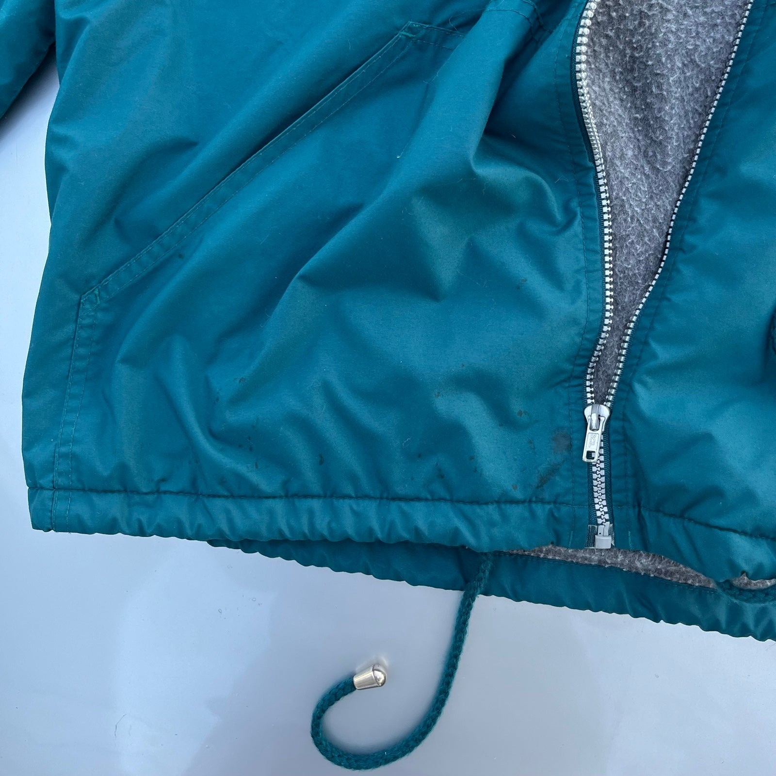 Vintage WearGuard great gardens of Oman Hooded zip up jacket