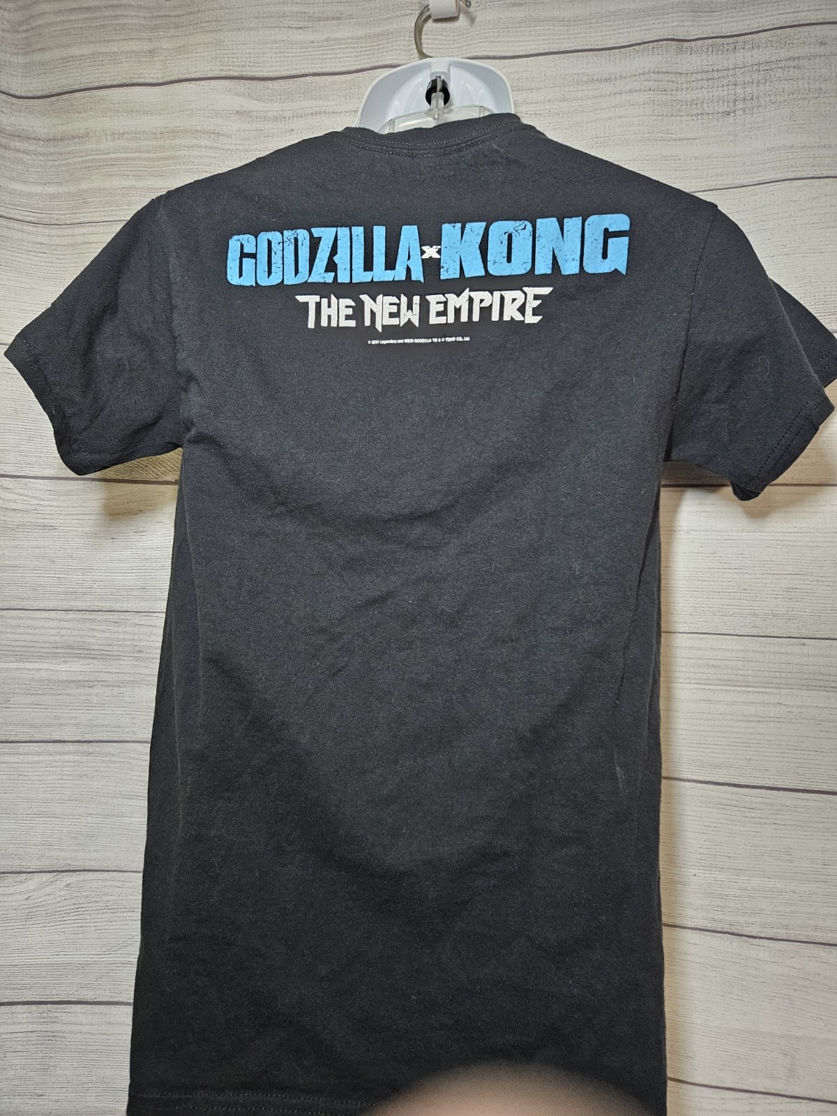 Godzilla vs King Kong New Empire American Red Cross Movie Promo T-shirt SMALL