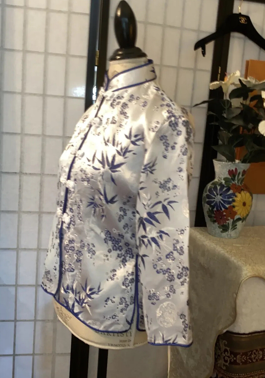 Asian Chinese-Style/Vietnamese Wom Estim. S/M Detailed Top Mandarin Col. 41 Bust