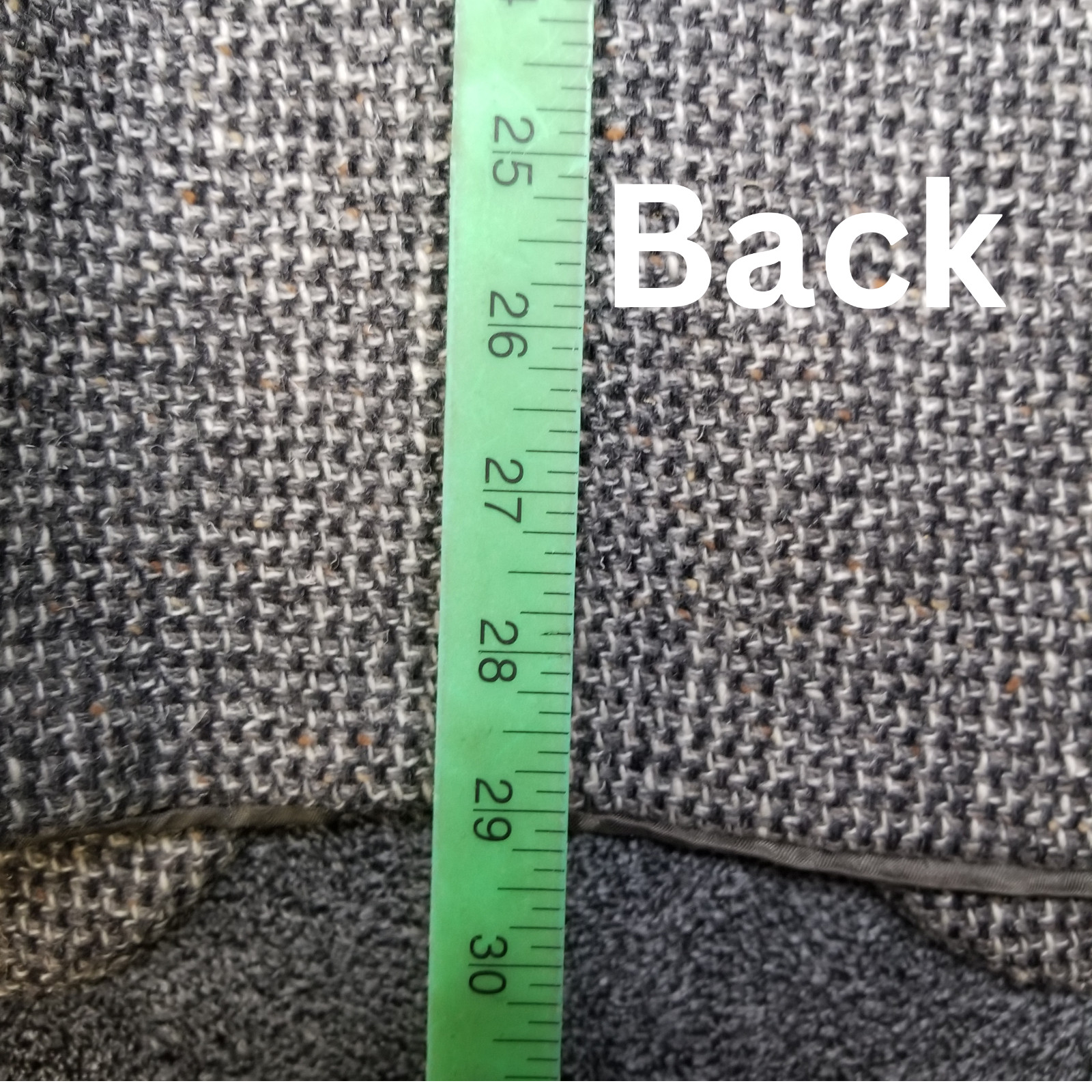 Vintage Montgomery Ward Gray Barley Tweed Men Blazer 38R Sport Coat Jacket Good