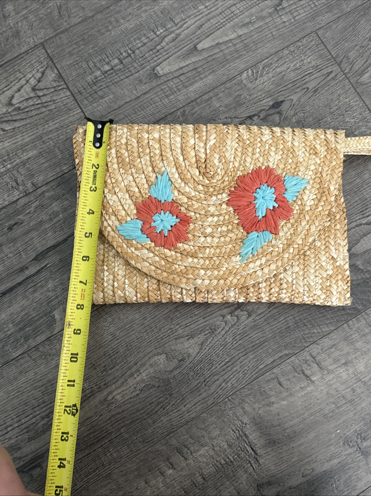 Woven Straw With Embroidered Flowers Snap Close Wristlet
