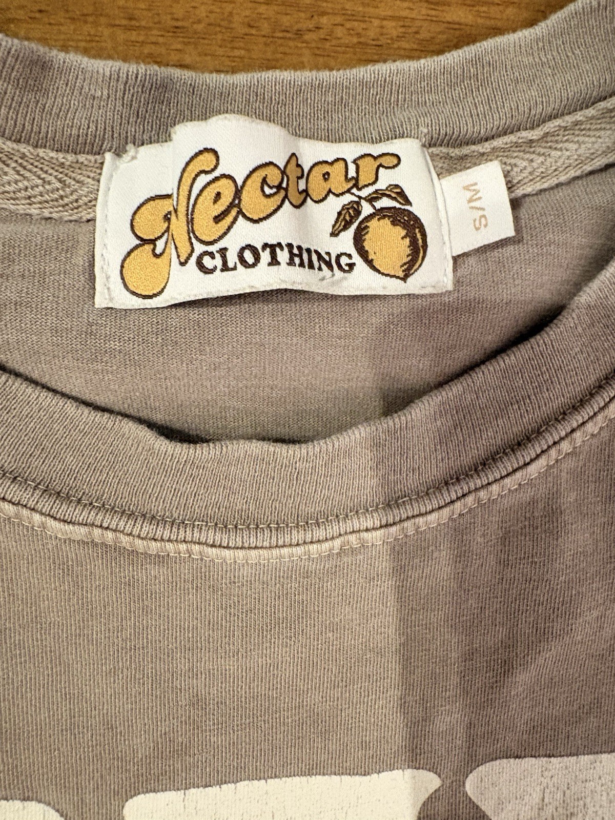 Nectar T-shirt Women’s Size Small Short Sleeve Crew Neck Graphic Print Brown S