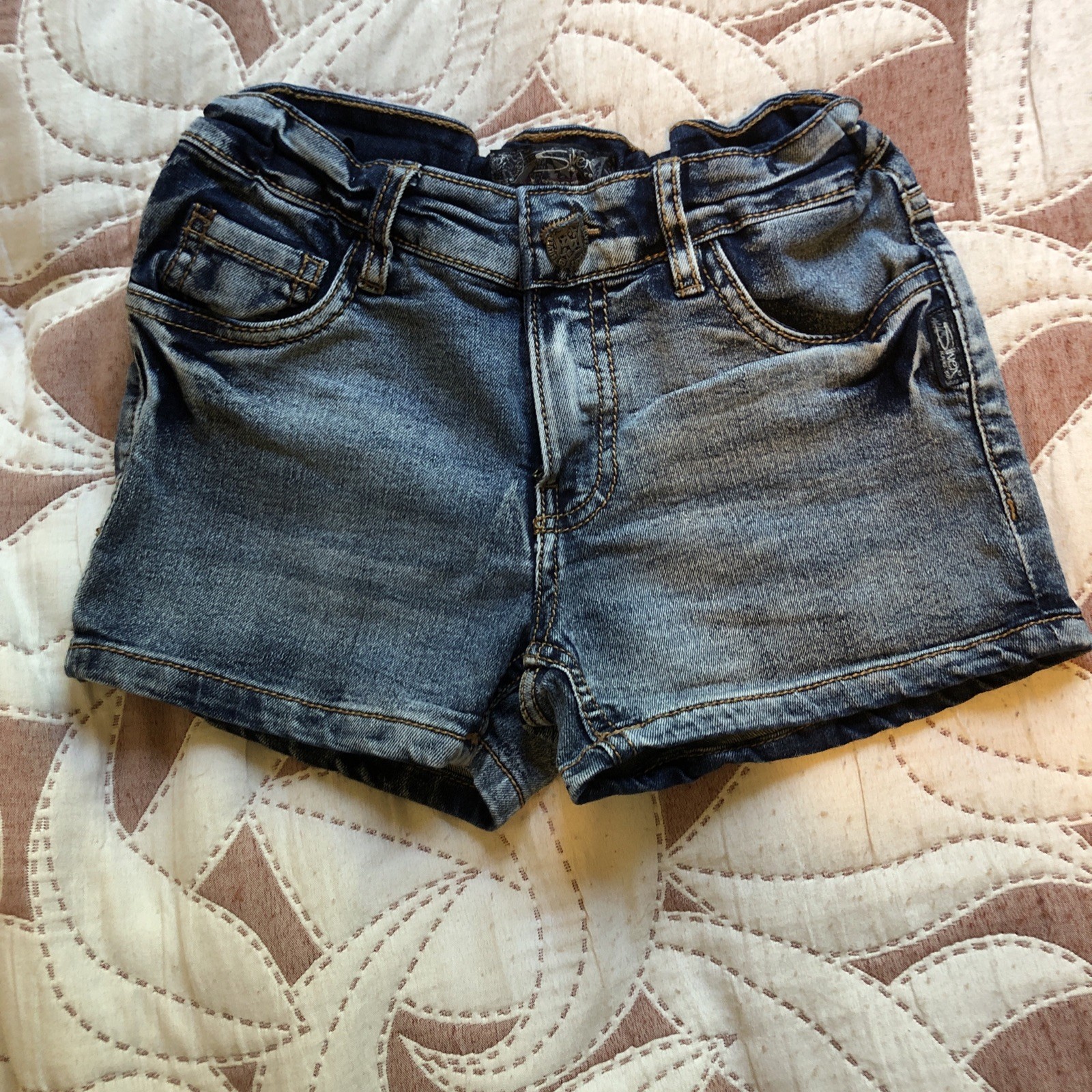 Girls Lacy Shorts By Silver Triple 5 Size 10 Lot 002