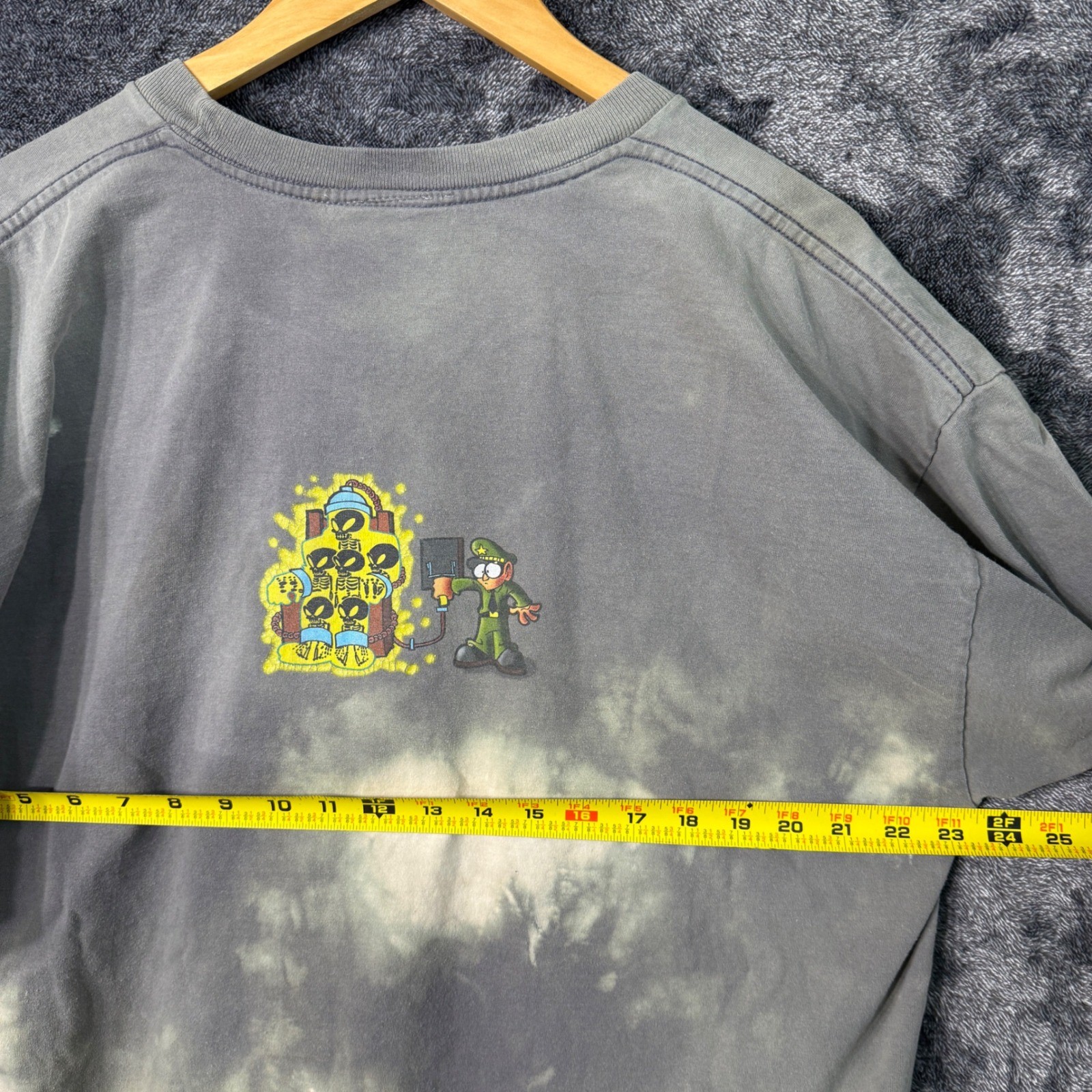 Vintage Alien Nation T-Shirt 2XL Gray Bleach Electric Chair Alien Skater