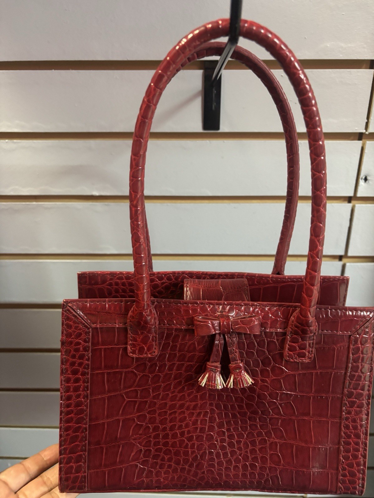 Liz Claiborne Burgundy Croc Embossed Satchel Top Handle Zip Tassel Small