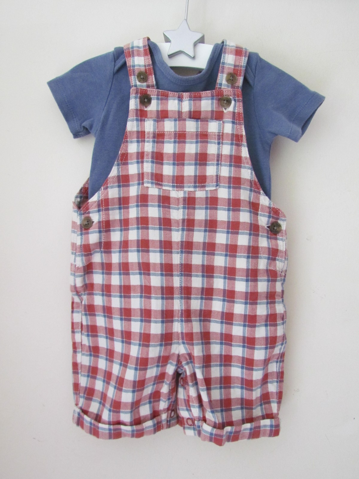 Baby Boys 6-9 months Shorts Dungarees & bodysuits x 2 outfits