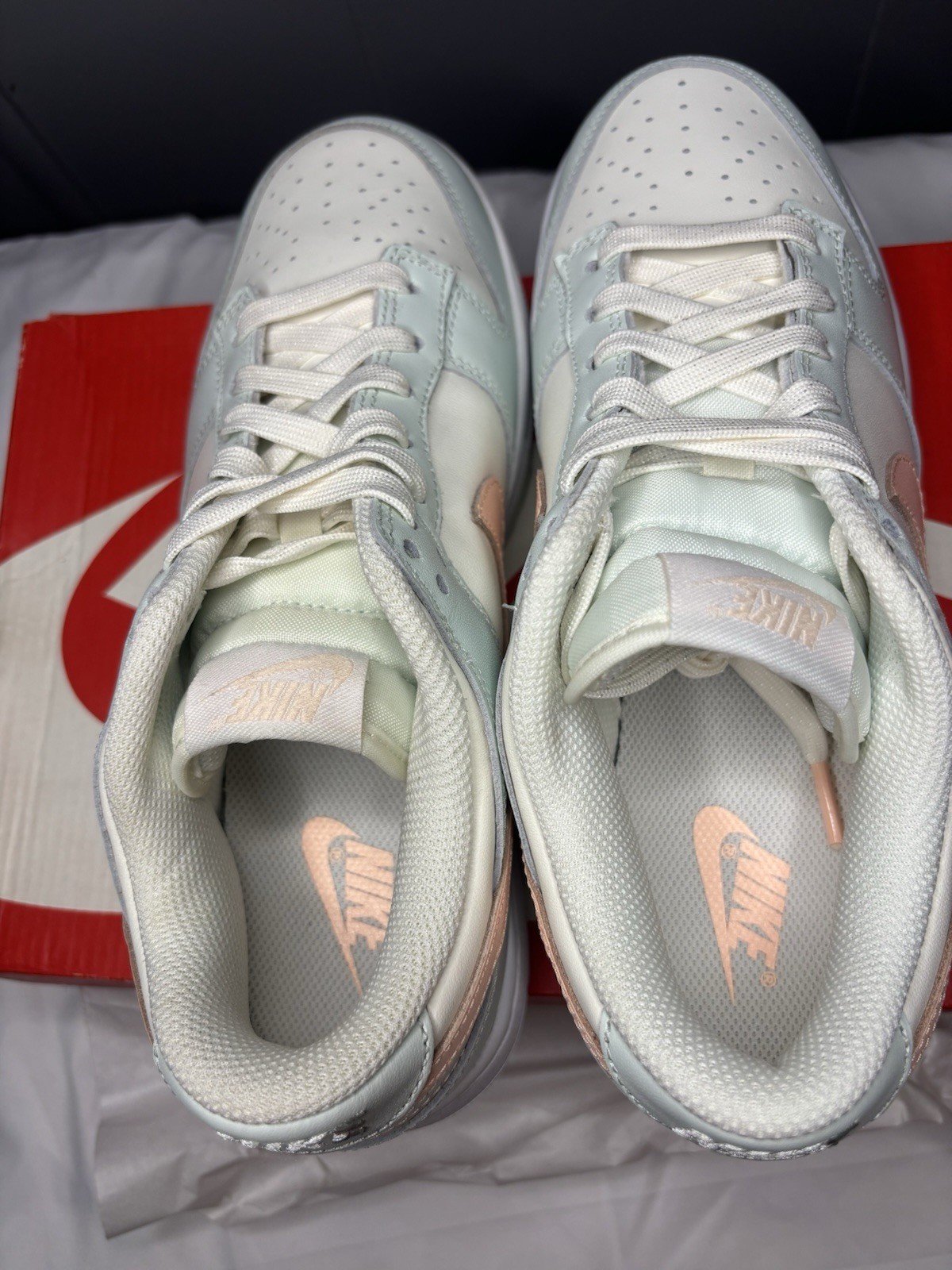 Nike Dunk Low Sail/Crimson Tint/Barley Green Women’s Size 9.NIB