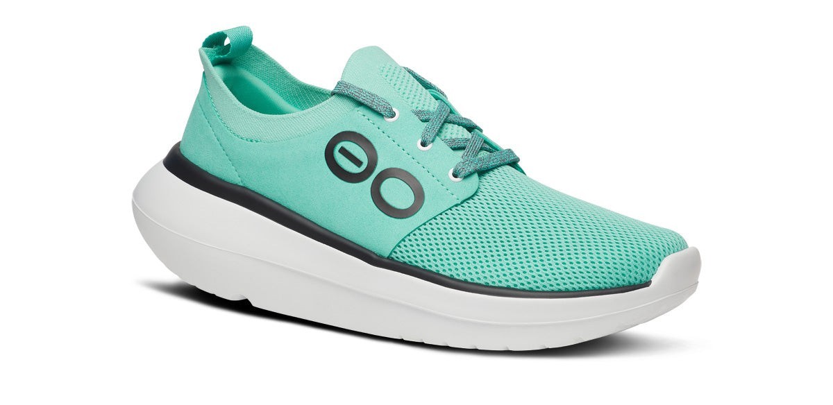 Oofos Women’s Size 7 Oomy Stride Green Chalk White $160 MSRP New NIB Recovery