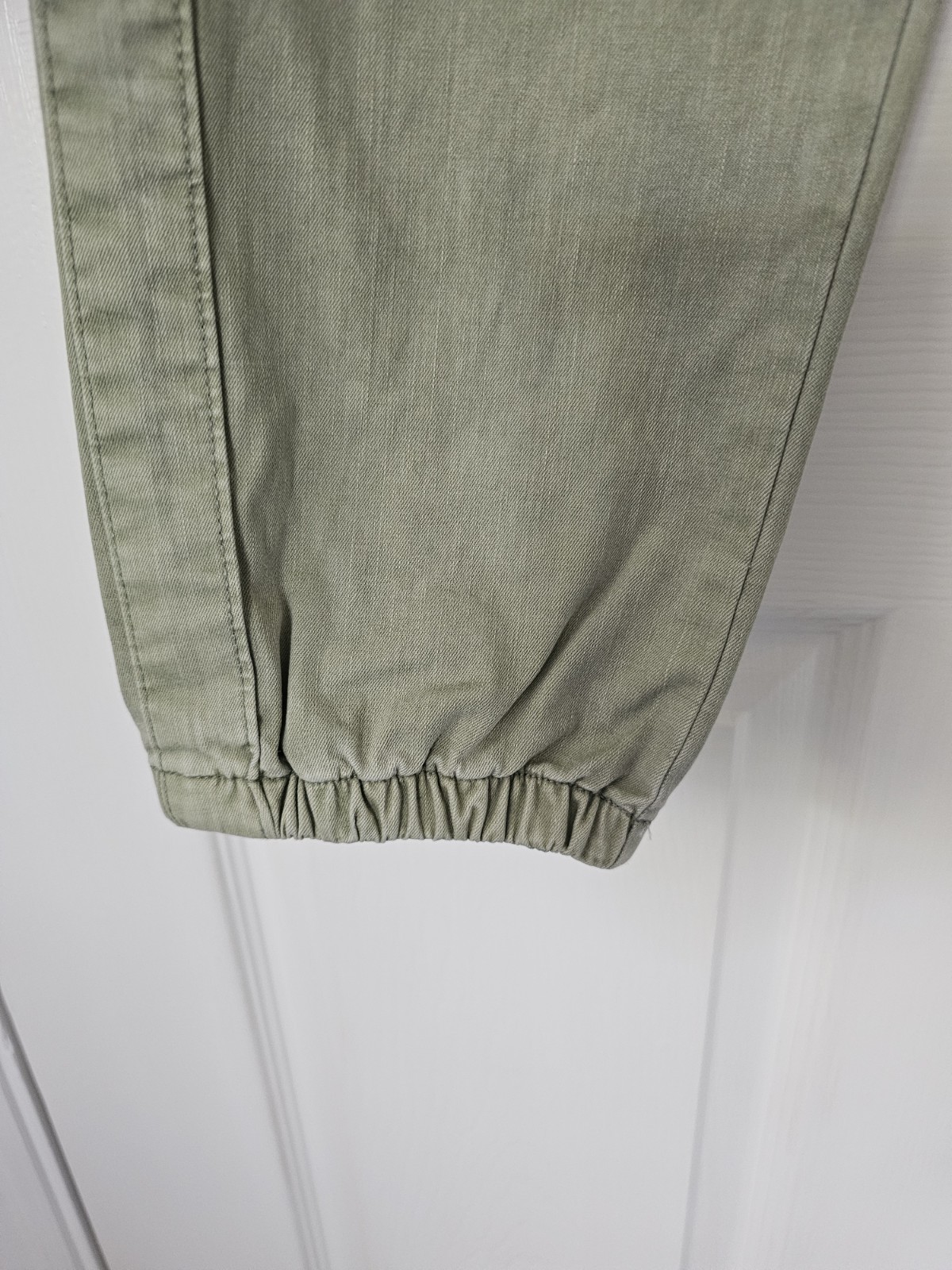 EX M&S Chino Trousers Cuffed Size 10 Cotton Blend Soft Green Elasticated BNWOT
