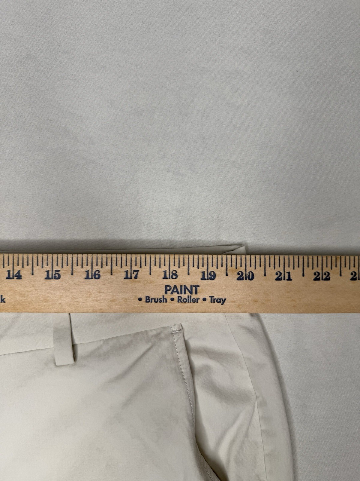 Vineyard Vines Stone Off White Performance Flat Front Stretch Pants Size 40×32