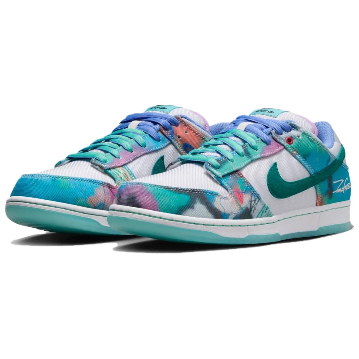 Futura Laboratories x Nike Dunk Low SB ‘Bleached Aqua’ HF6061-400