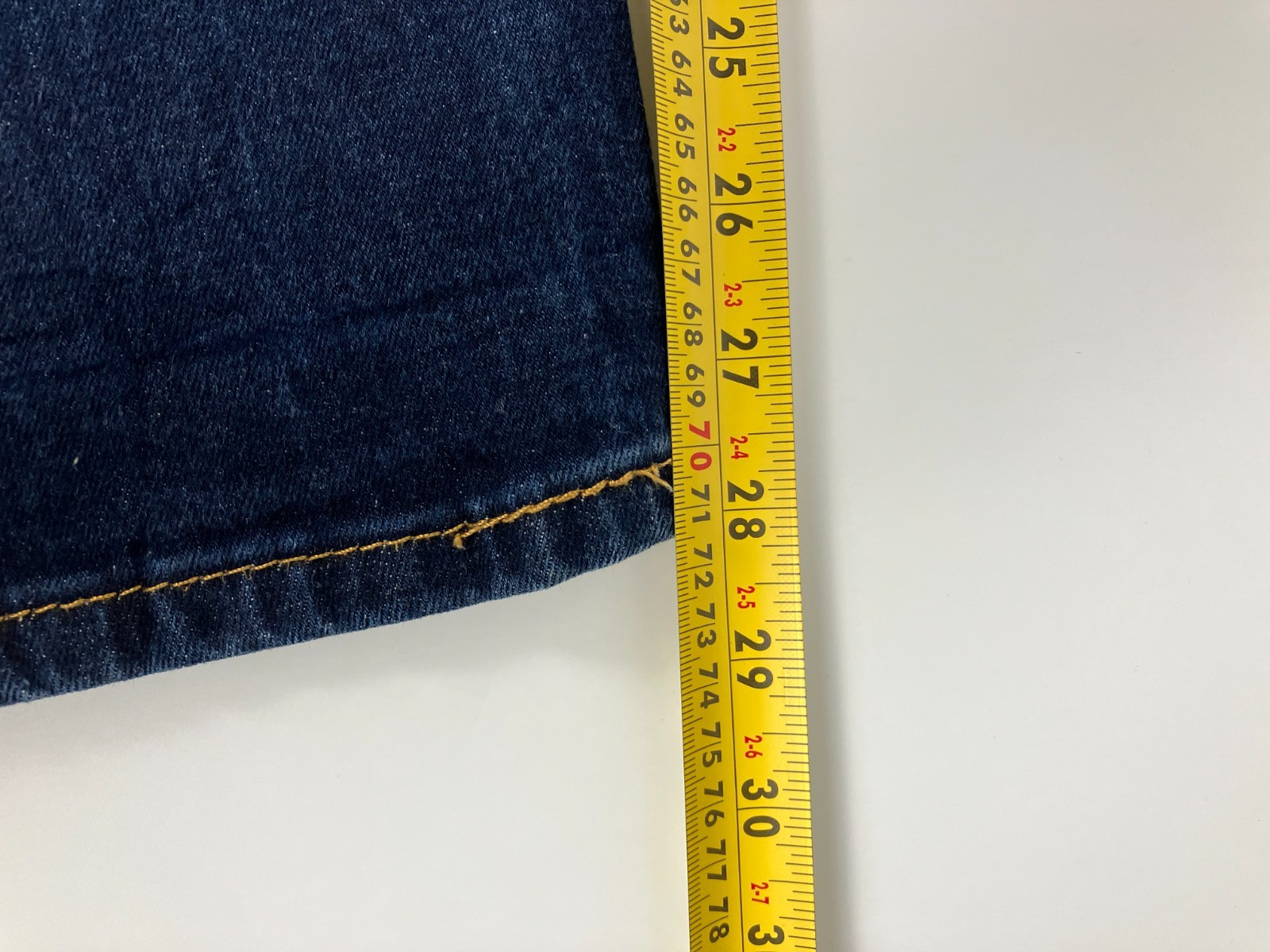 Vintage Levi’s 512 2000 Y2K Navy Blue Relaxed Fit Denim Jeans W36 L32
