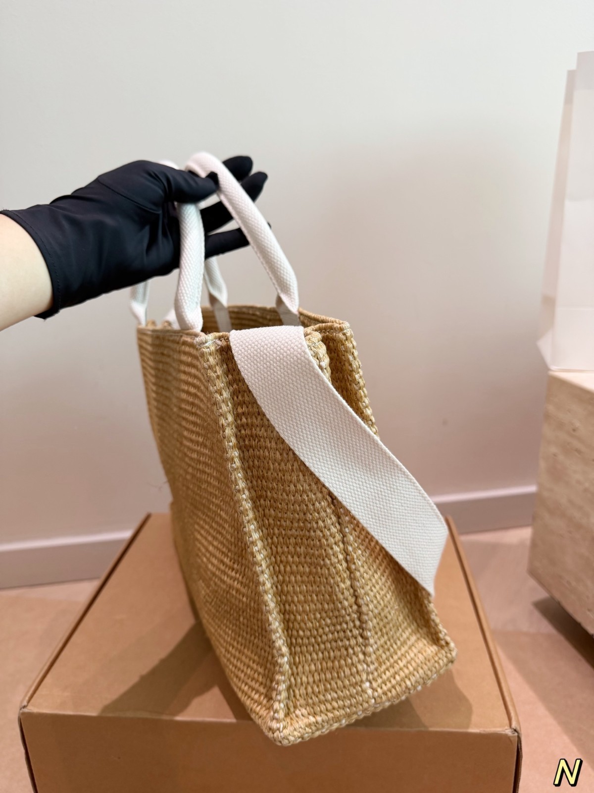 MARNI Classic Caramel Raffia Woven Tote Bag (Dimensions: 36 x 25)