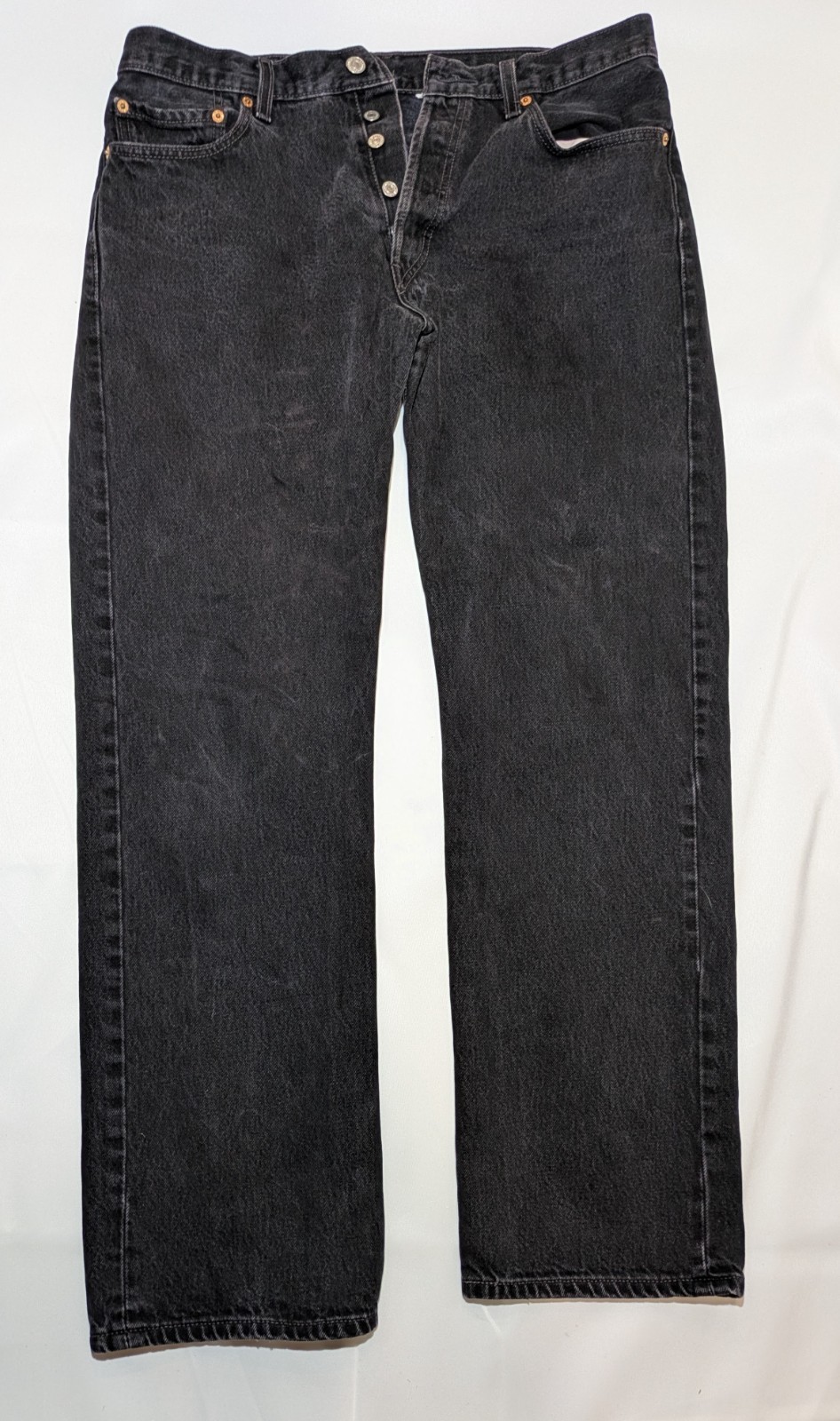 Vintage Levi’s 501xx Jeans (Fit 34×32) Black Dark Made in Guatemala