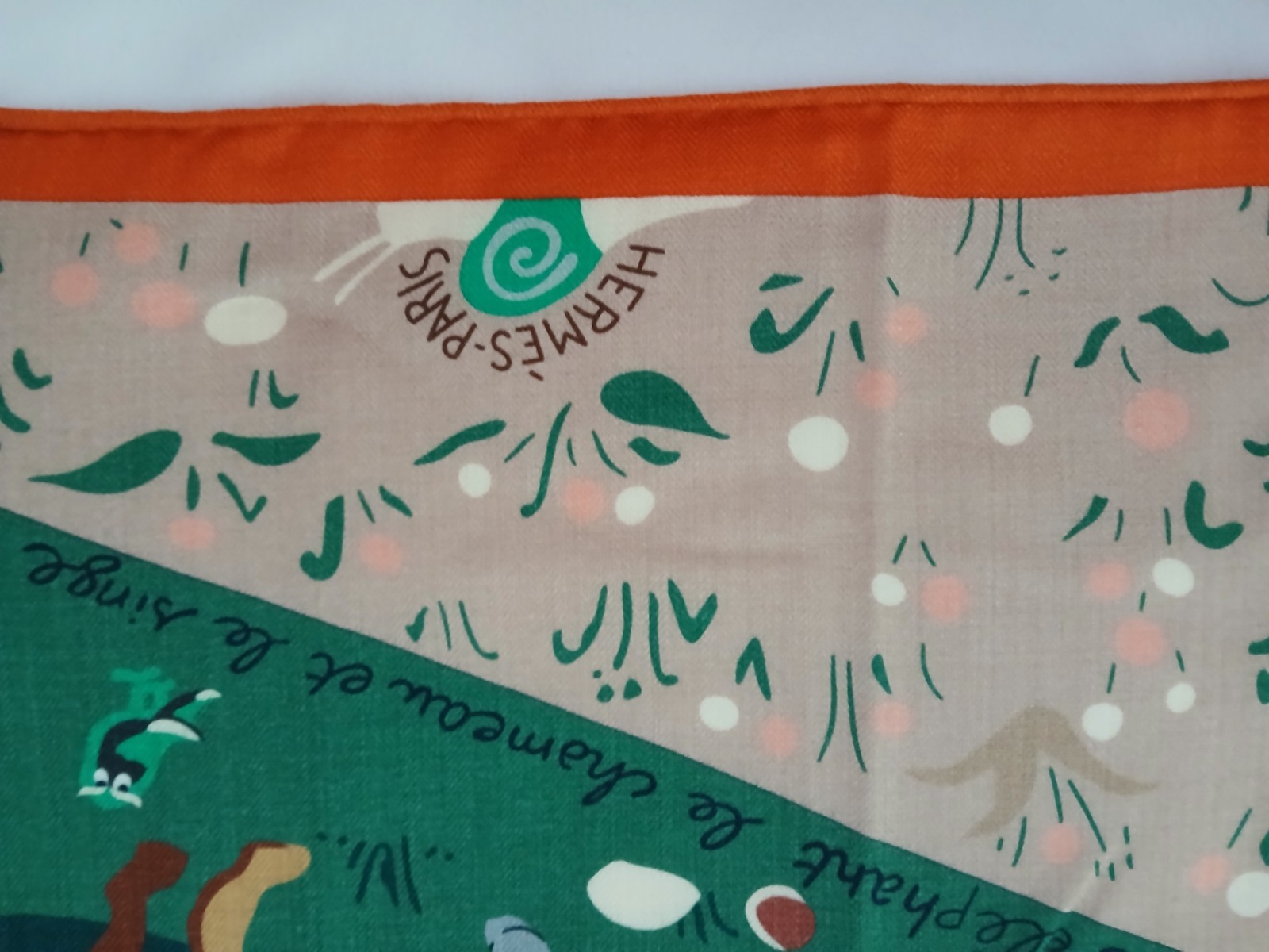 HERMES Shawl 140 Le Livre d’Esope Cashmere Silk Scarf Orange Multicolor Stole