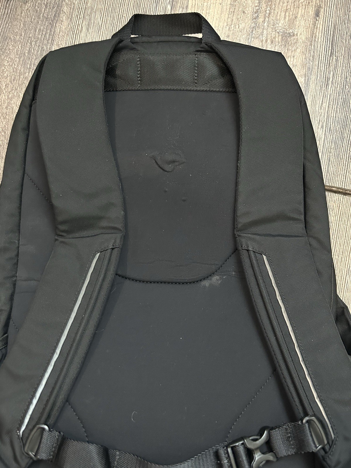 EUC Lululemon Para Backpack 23L Gym Yoga Bag