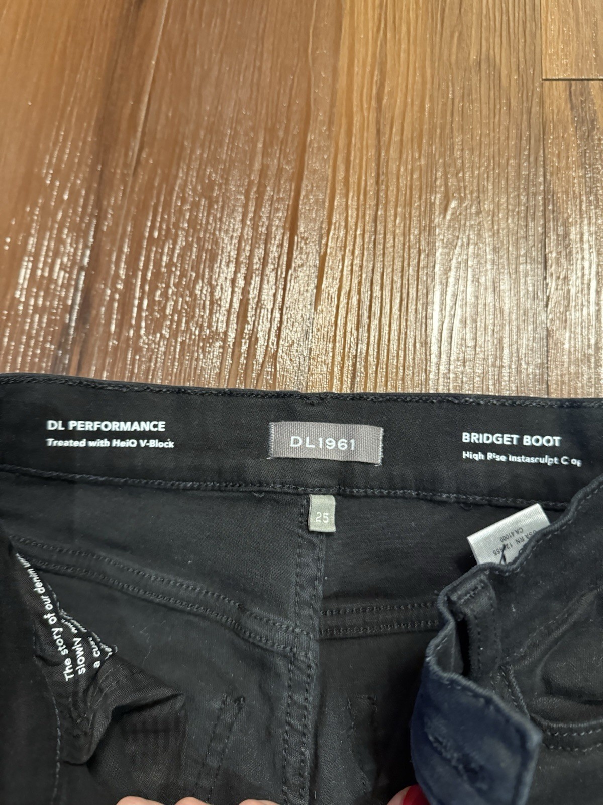 DL1961 DL Performance Women’s High Rise Black Bootcut Denim Jeans 5-Pocket