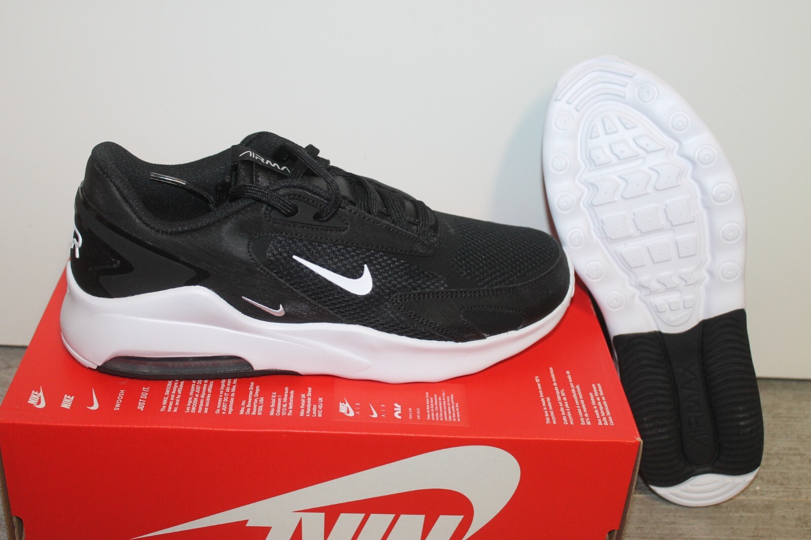 Nike WMNS Air Max Bolt Women’s Sneaker Shoes Black White 37.5 38 40 43 CU4152001