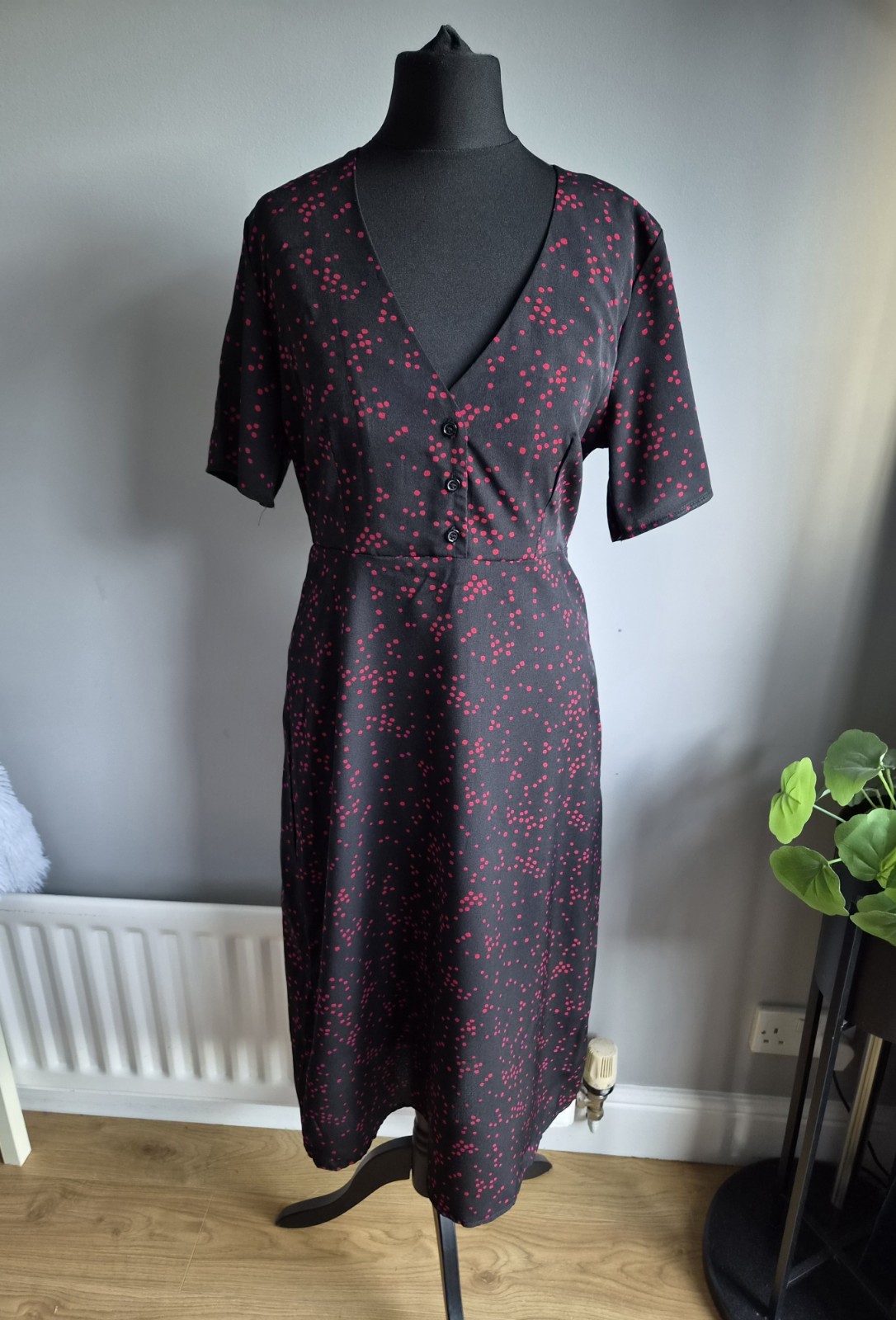 Nasty Gal Black & Red Polka Dot Midi Dress UK 10