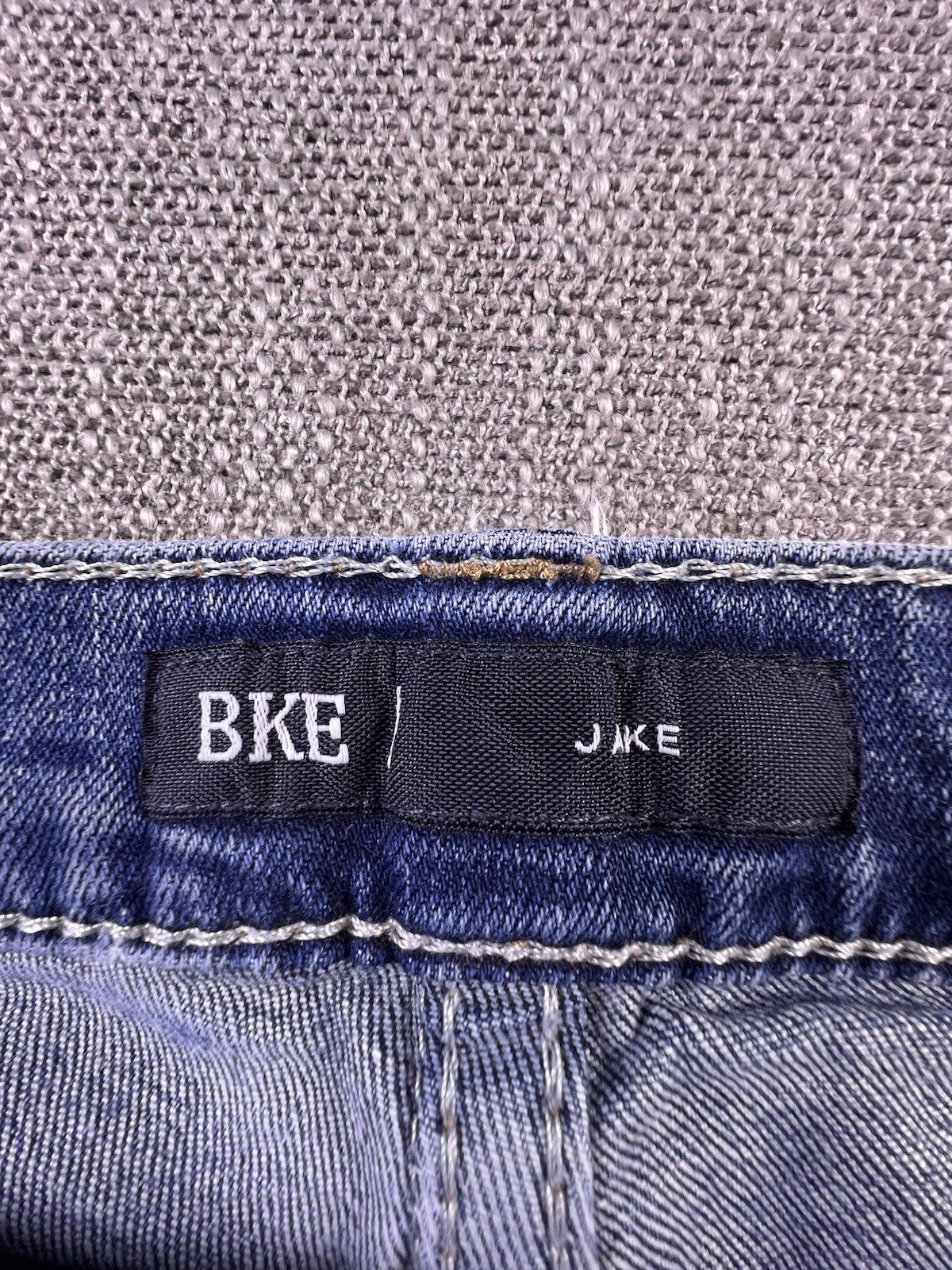 Buckle BKE Jake Jeans Men’s 33×32 Blue Distressed Embroidered Boot Cowboy Preppy