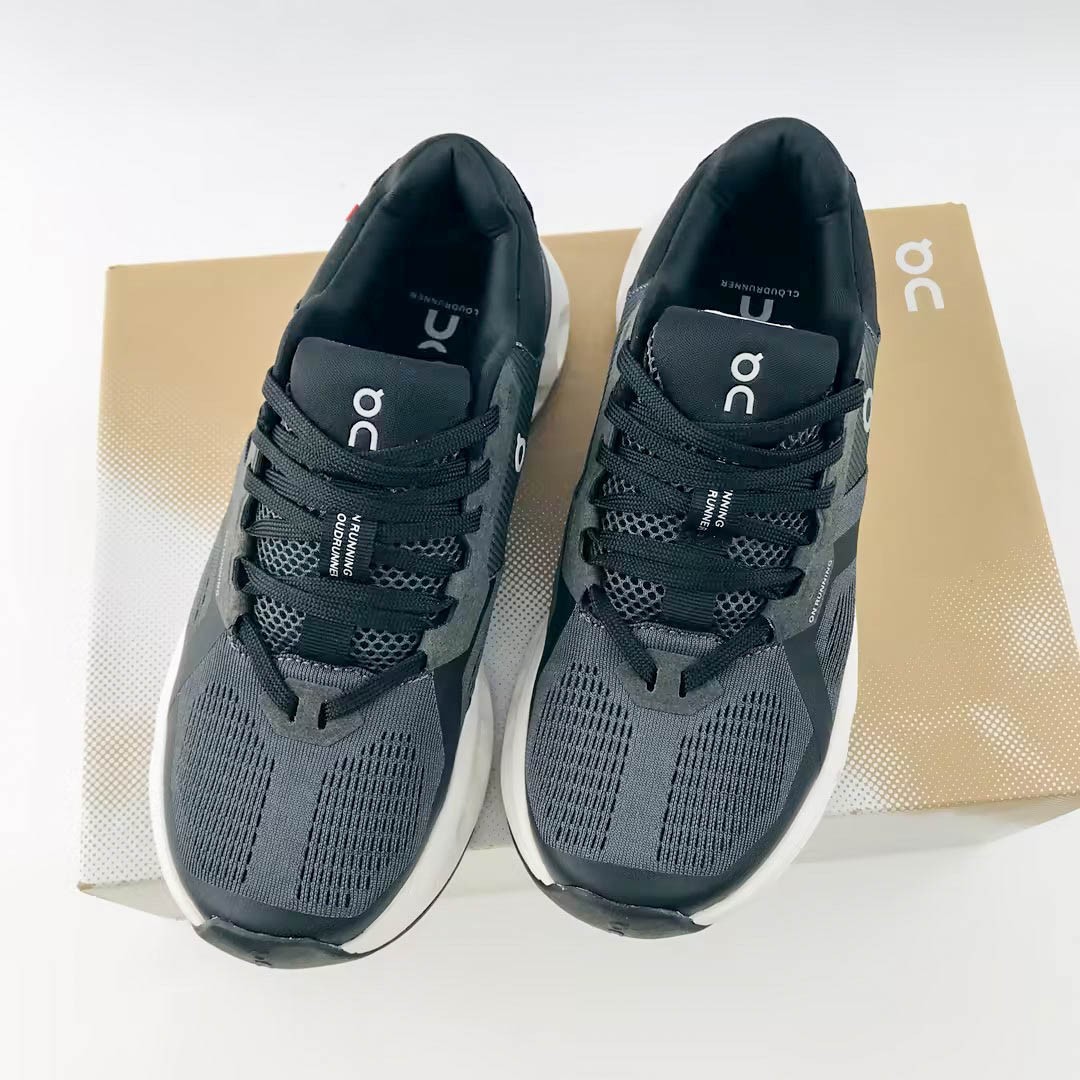 ON Cloudrunner 2 Eclipse/Black Women’s Super Foam 360° Comfort Running Sneakers