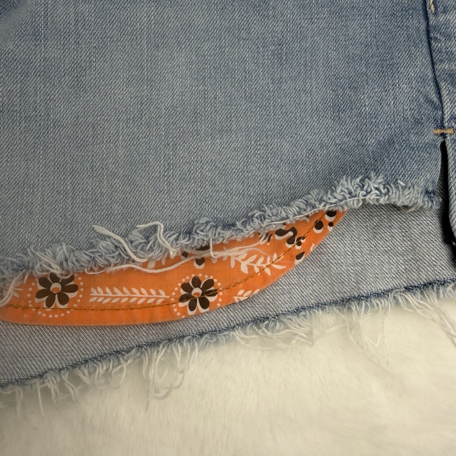 Gap 1969 Original Best Girlfriend Denim Shorts Distressed Blue Womens 31R
