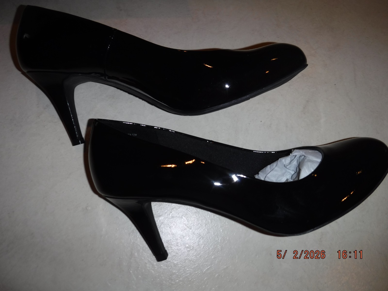 COMFORT PLUS PREDICTIONS SIZE 12W KARMEN BLACK WOMEN’S HIGH HEEL SHOES NEW w/BOX