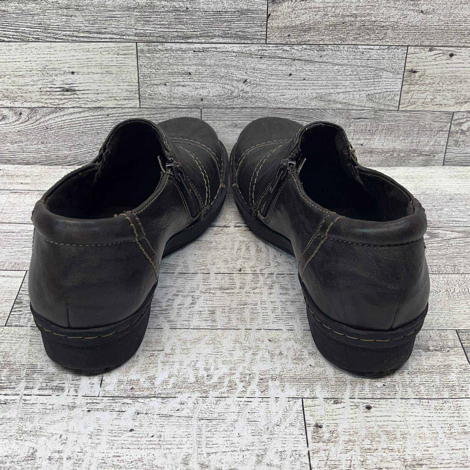 Clarks Collection Shoes Women’s 7M Casual Slip On Loafers Brown Leather Side Zip