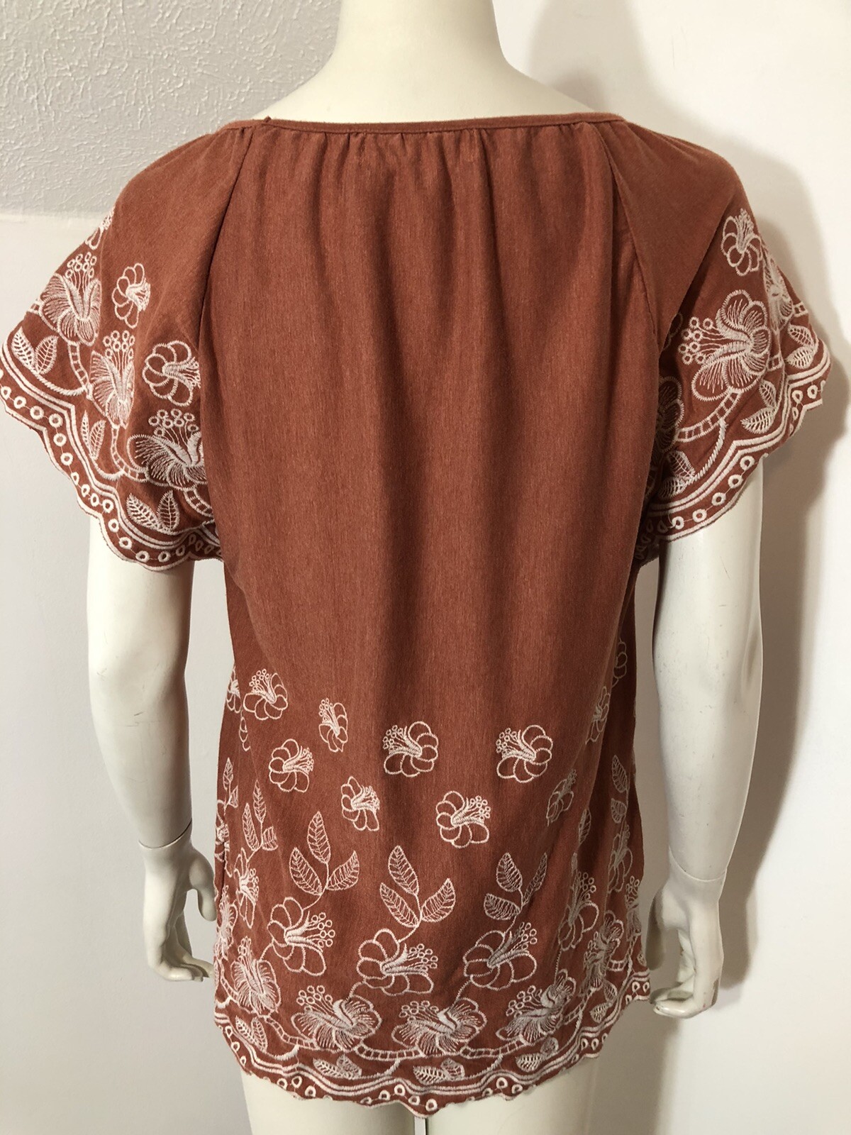 Fever Womens Small Rust Peasant Top Embroidered Cap Sleeves Burnt Orange Knit