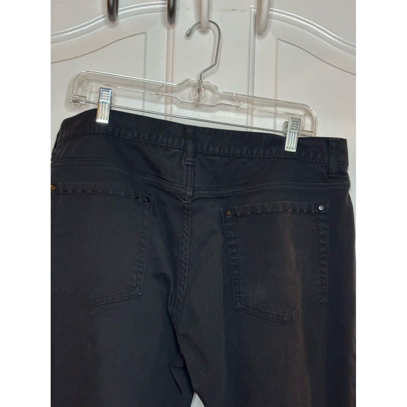 EUC JOHN VARVATOS Men’s Lightweight Black Jeans some stretch 36R