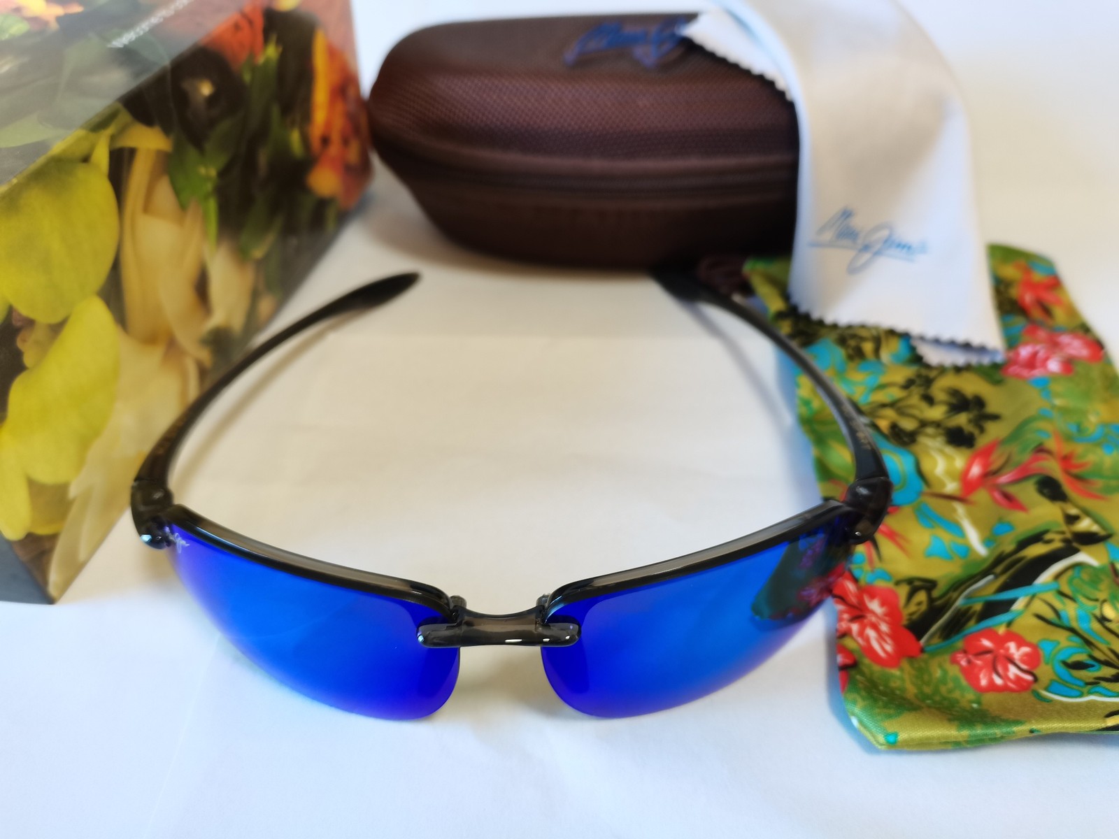 Maui Jim HO’OKIPA 407-11 Smoke Grey-Blue Hawaii Polarized Rimless Sunglasses NEW
