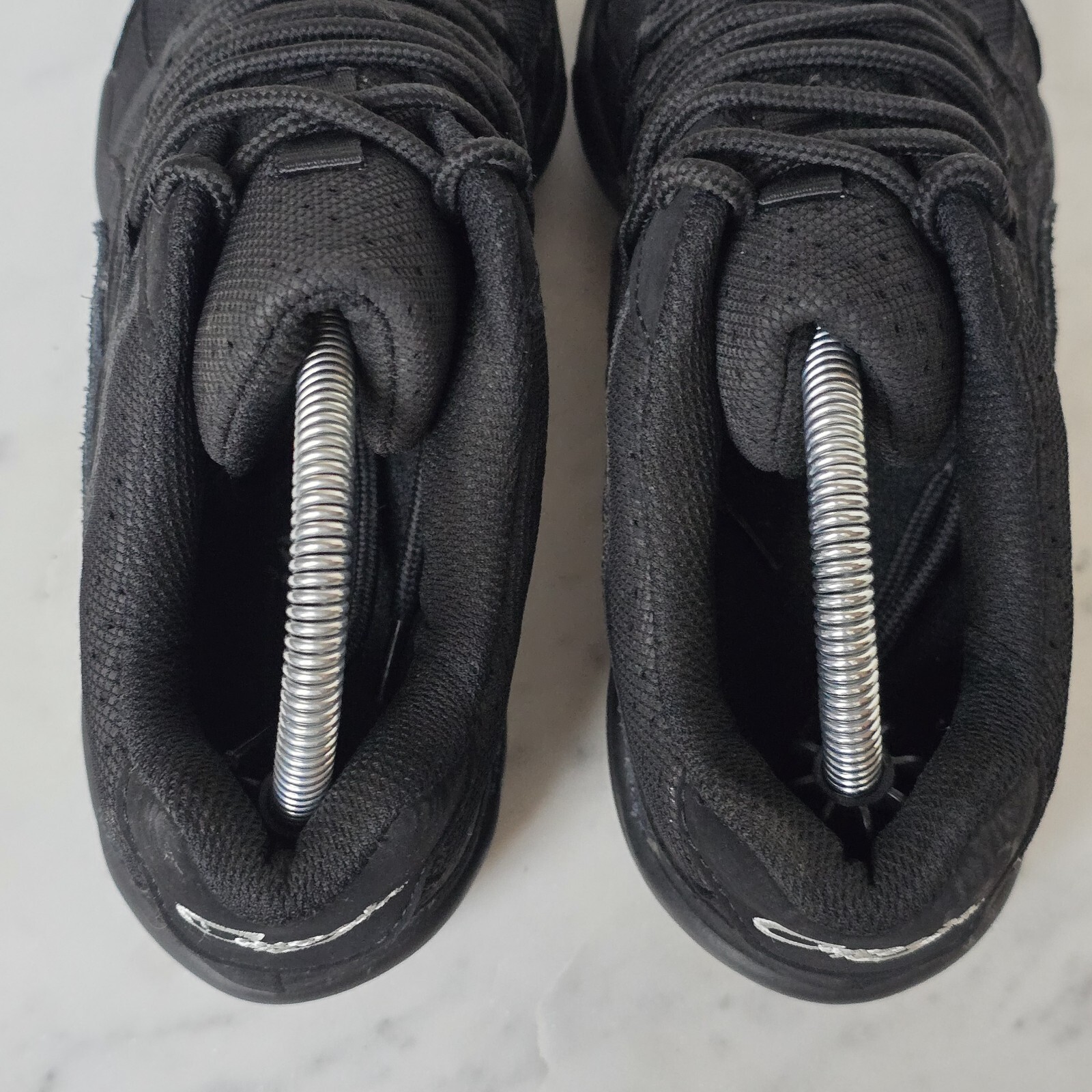 Capezio Shoes Womens 7 Black Studio Dance Sneakers 202848 Mesh Suede Lace Up EUC