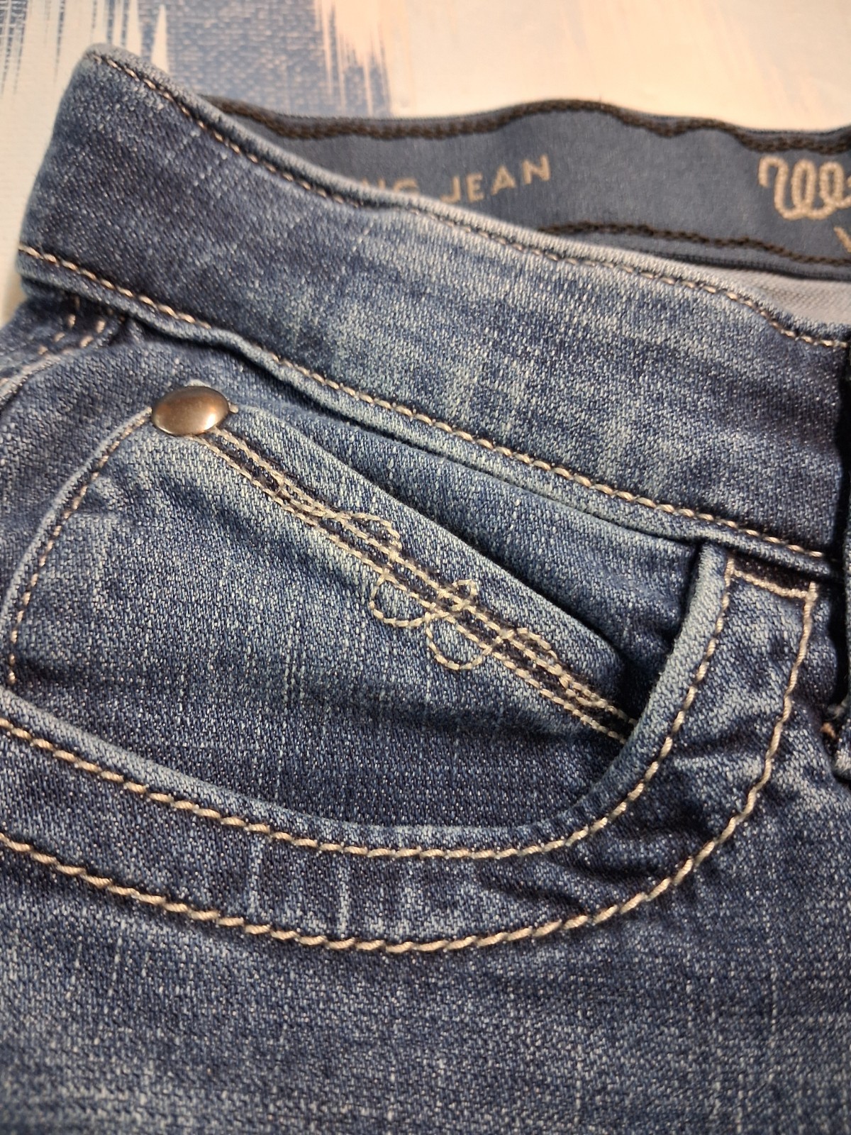 Wrangler Willow Ultimate Riding Jeans Measure 28×31 Boot Cut Medium Wash