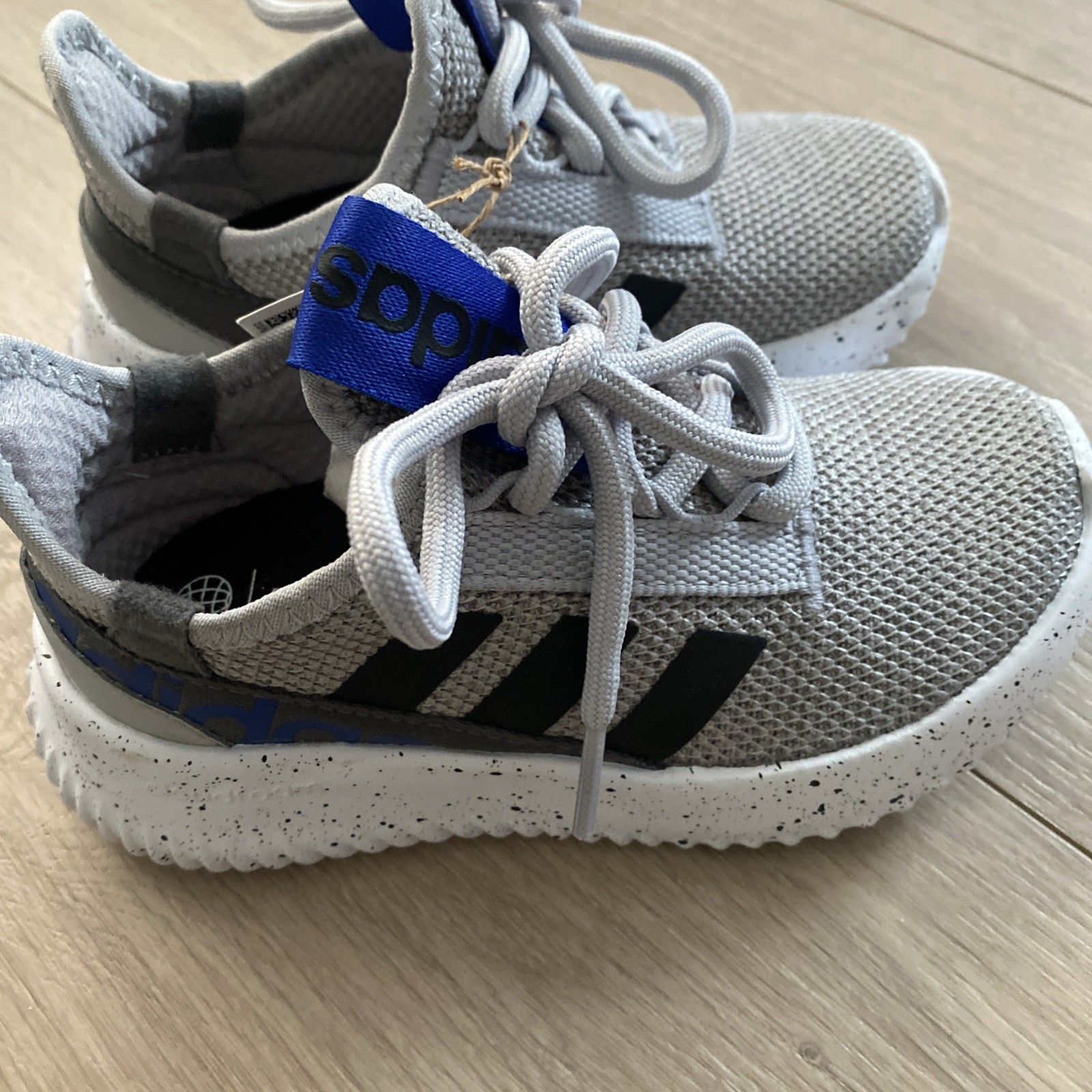 Adidas Kids Kaptir 2.0 Running Shoes Sz 11K Grey & Blue Mesh Upper