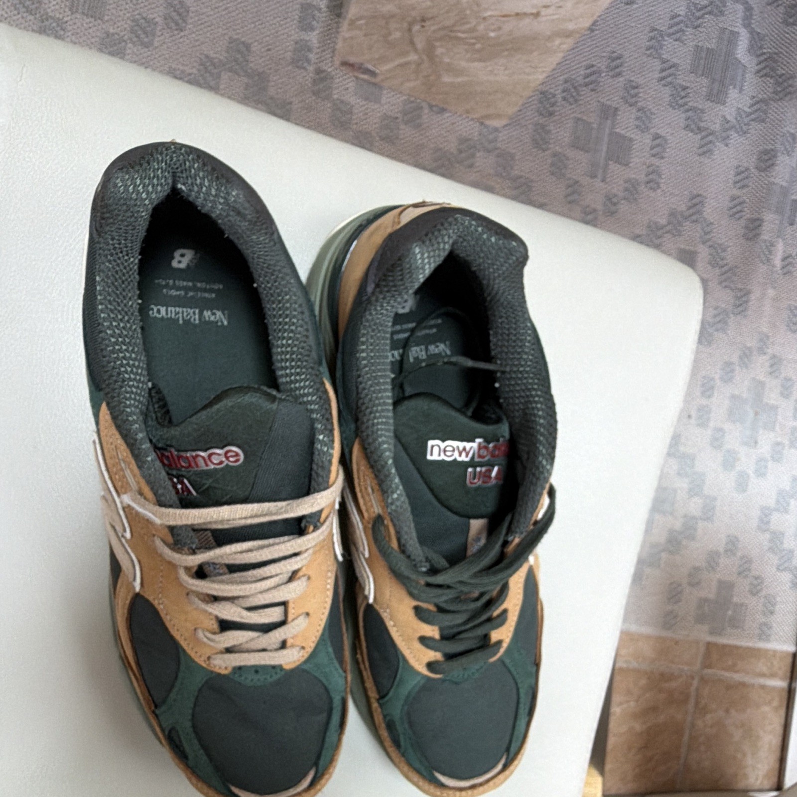 New Balance 990