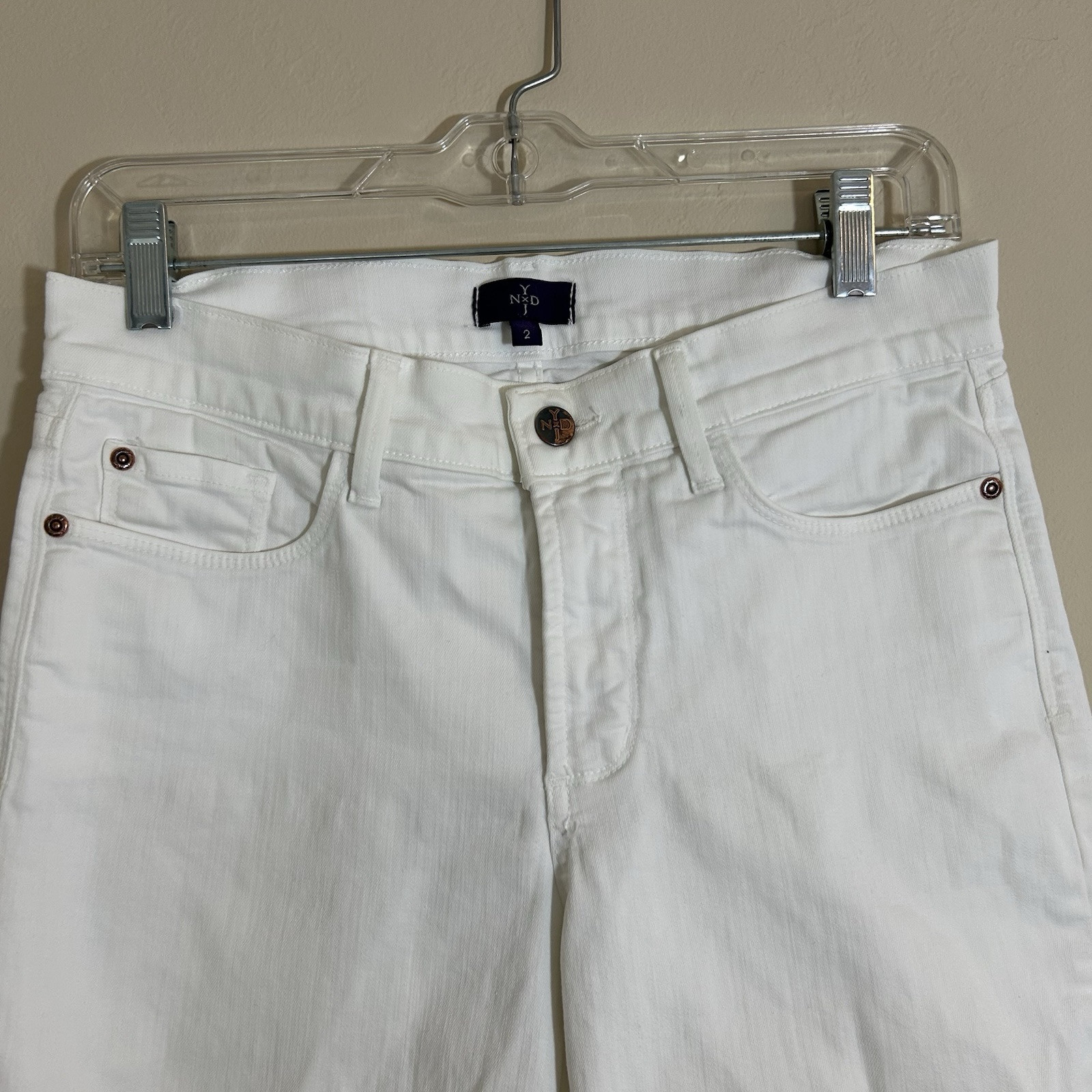 NYDJ White Crop Jeans Rolled Cuff with Jewel Detail Size 2 Stretch Lift Tuck