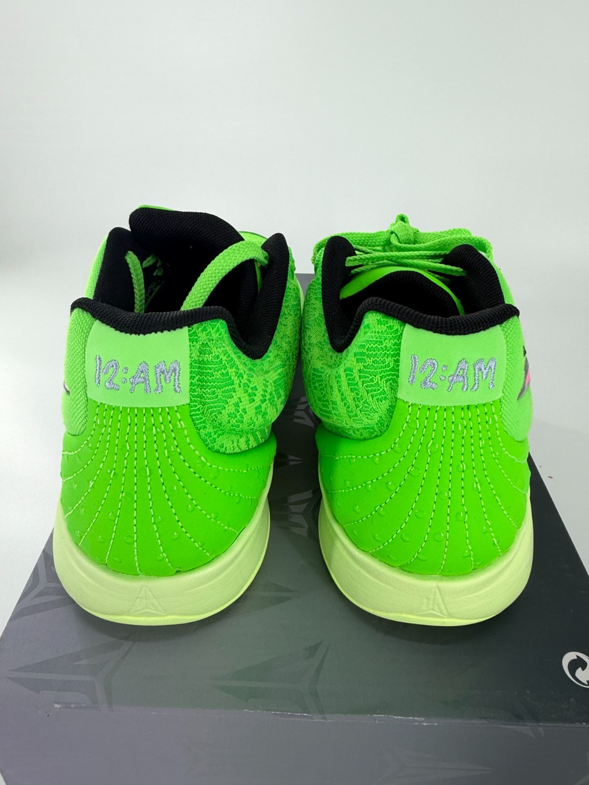 Nike Ja 2 NRG NY Green Strike Hyper Pink Black IB8235 300 Men’s Size 10 New