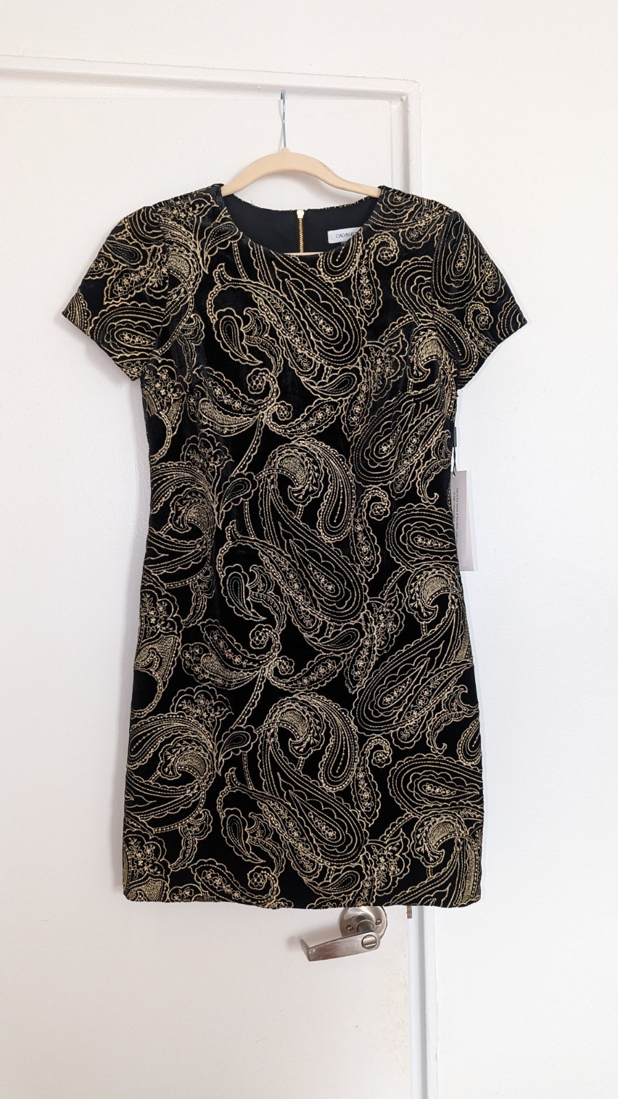 NWT Calvin Klein BIack Gold Paisley Embroidered Vellvet Dress