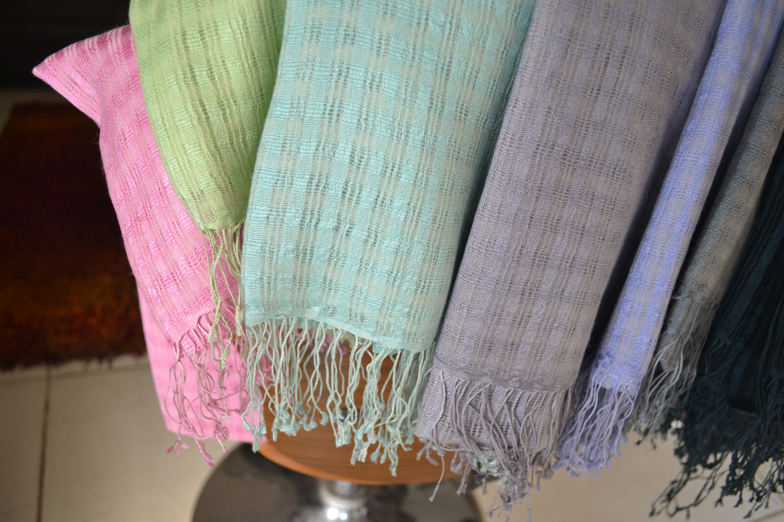 Self Designe rGENUINE Pashmina SILK Cashmere SHAWL 100 X 200 : Color Choice