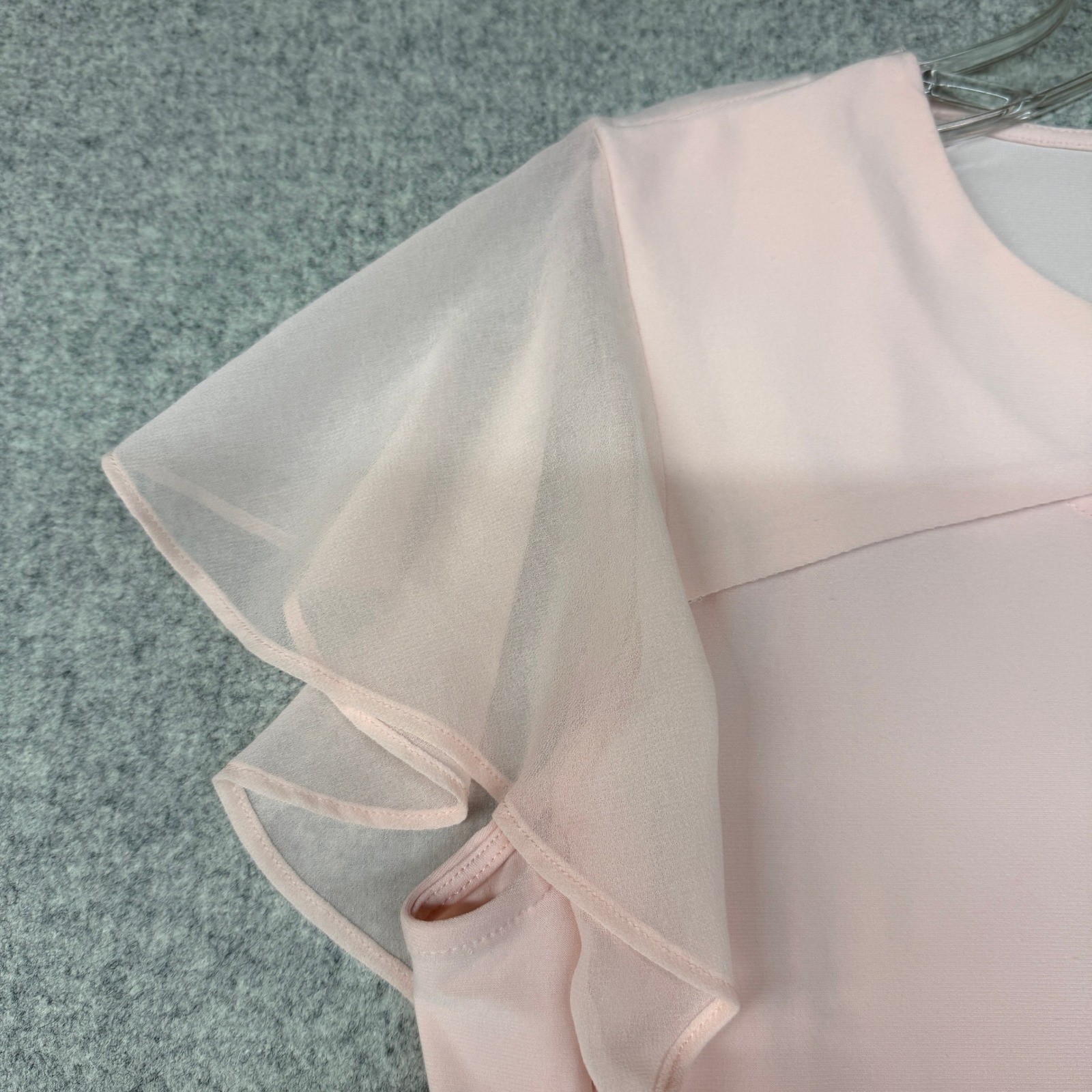 Calvin Klein Blouse Small Pink Cutout Neck Flutter Sleeve Dressy Top Shirt Women