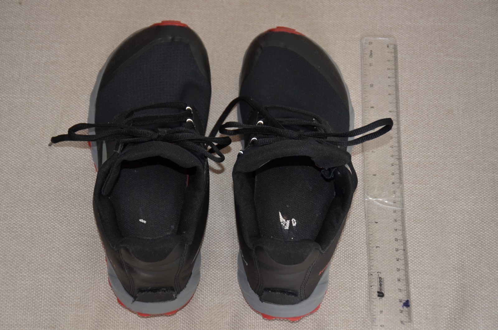 USED ALTRA Men Superior 5 Sneakers Running Gym Crossfit AL0A546Z Black/Red 10.5