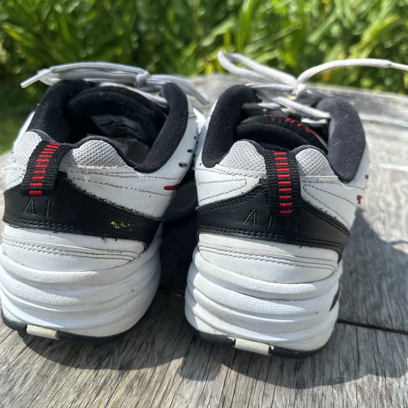 Nike Air Monarch IV Men’s 10 W Red Black White Sneakers 980