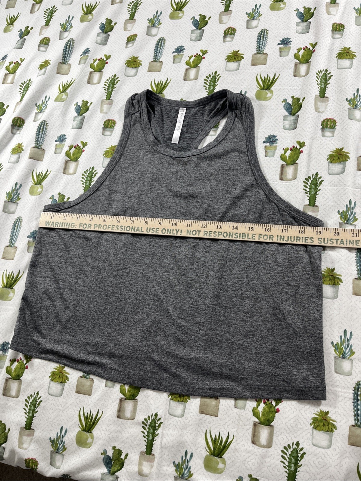 Fabletics Women’s Size Large Racerback Tank Tops Crop Lot Of 4