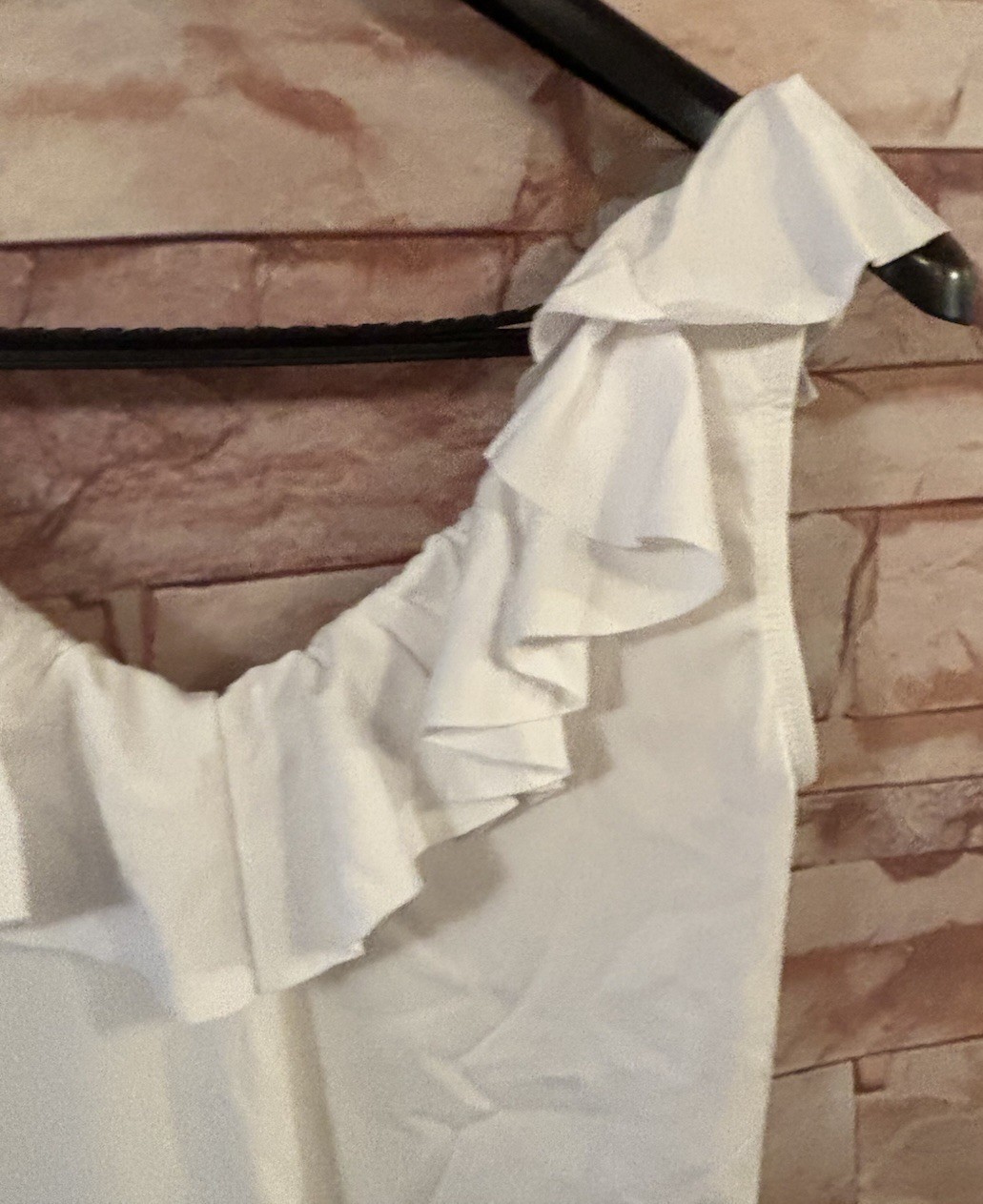 Liberty & Justice White 1 Piece Swimsuit w/ Ruffles. Size: XL.