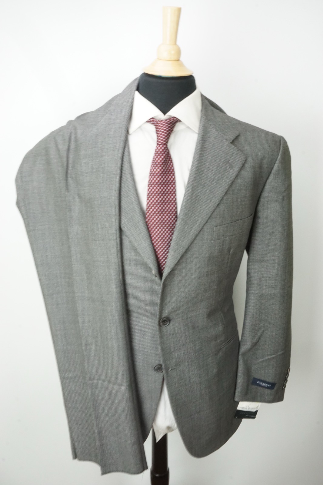 Burberry London Gray Nailhead Wool 2 Pc Suit Jacket Pants 44S BRAND NEW