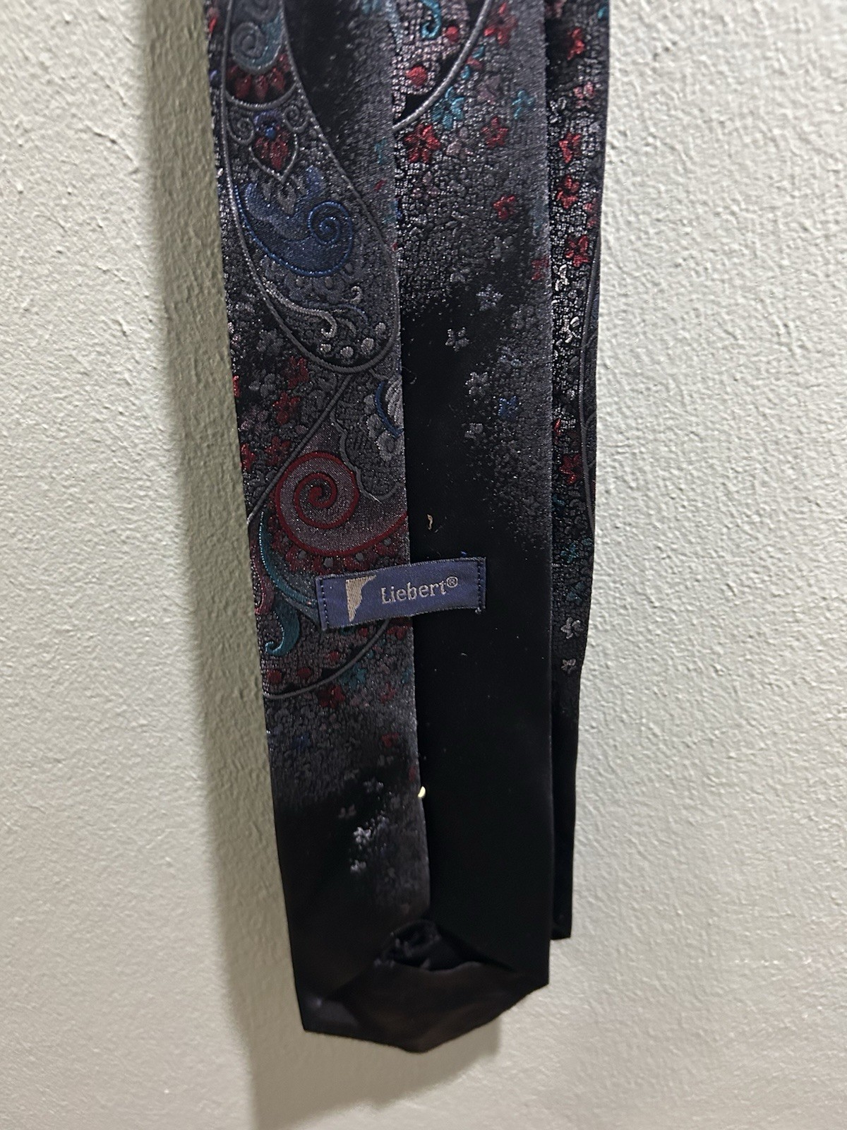 Liebert Men’s Designer Paisley Tie, Black with Red & Blue Pattern Necktie