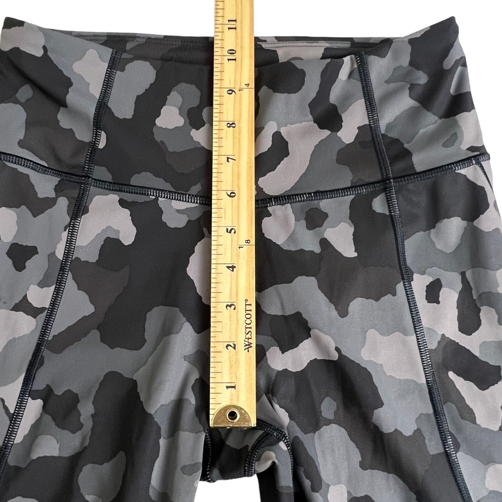 Athleta Womens S Lightning Camo 7/8 Tight Leggings Grey High Rise Pockets