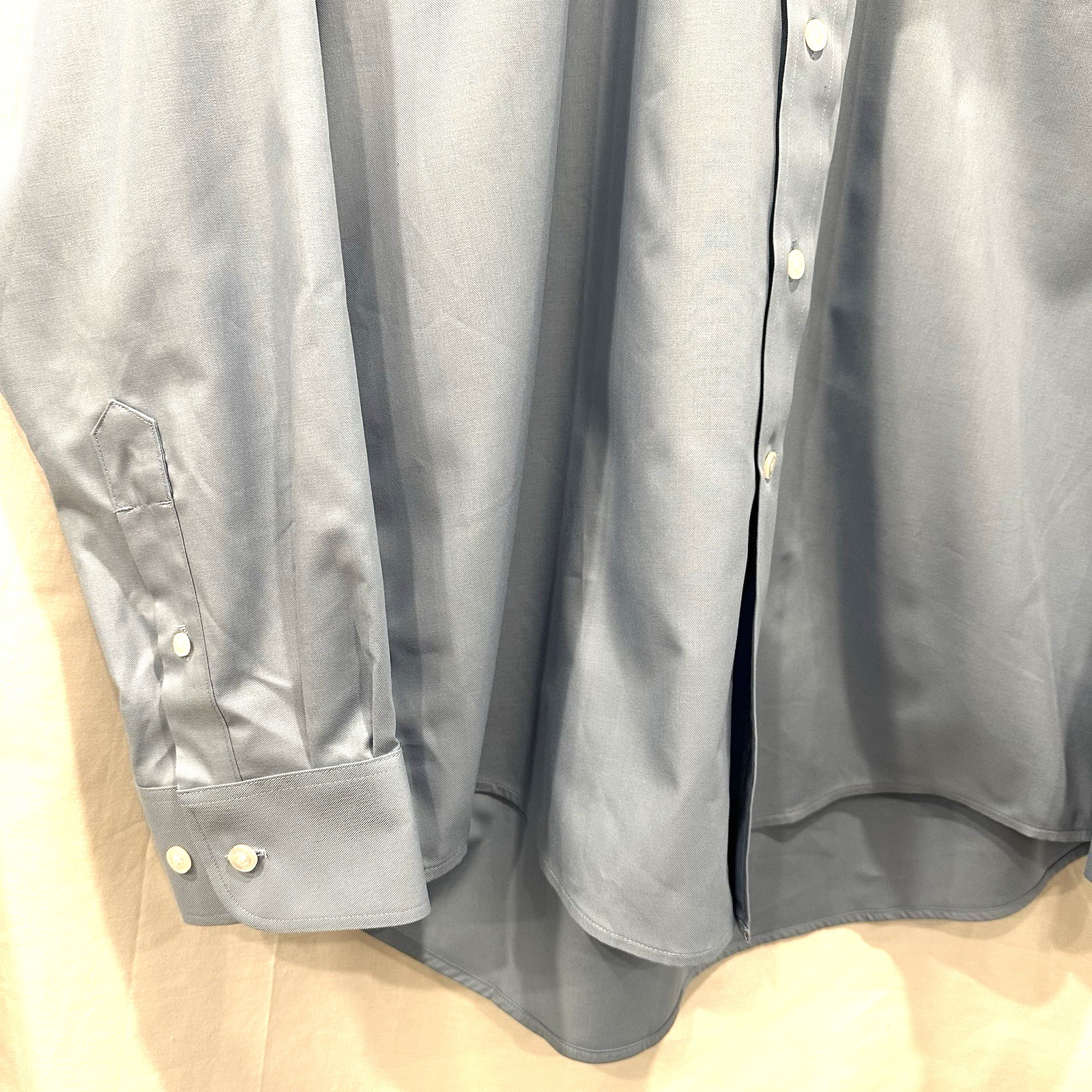 NEW Cutter & Buck Men’s Large Easy Care Blue Button Up Shirt Polyester Blend
