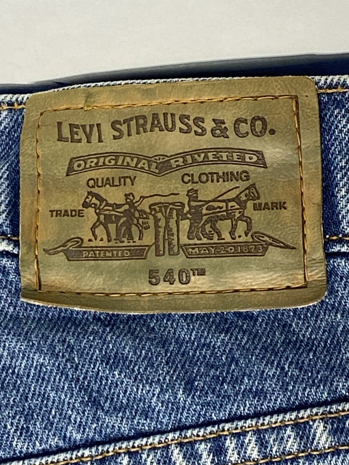Levi’s 540 Jeans / Relaxed Fit / Vintage 90’s / Size 40×30